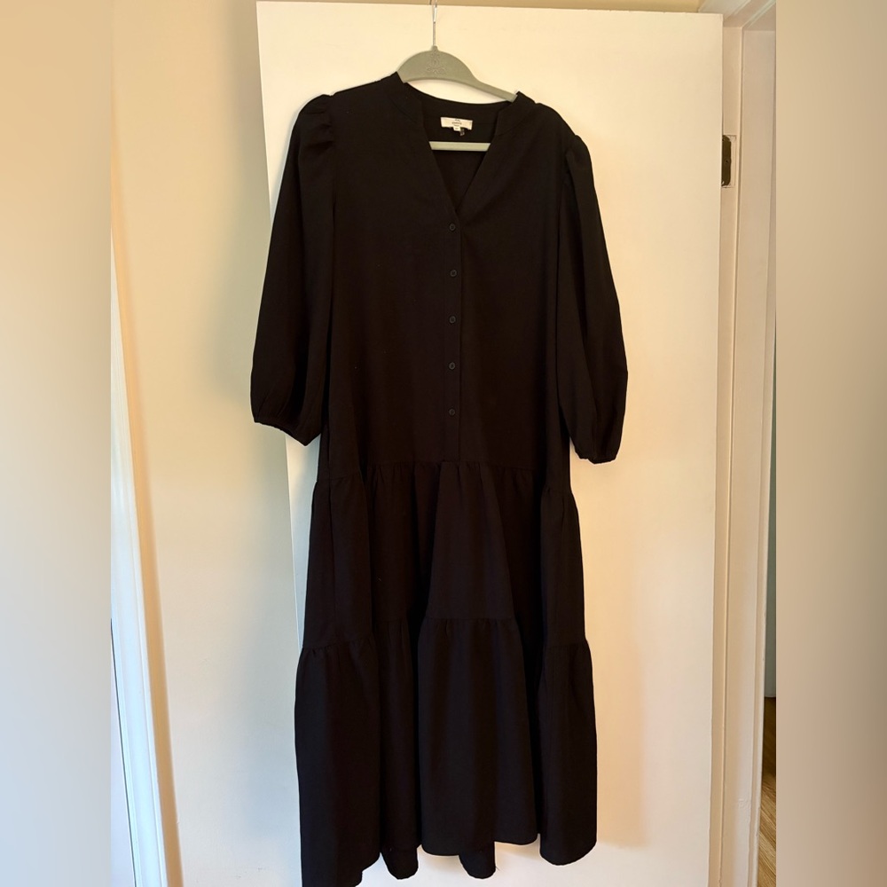 Entro Black Maxi dress
